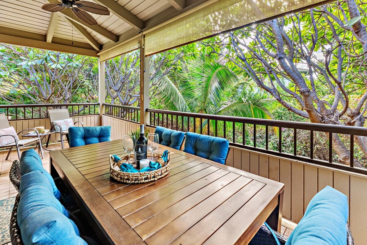 Condo in Kihei · ★4.33 · 2 bedrooms · 3 beds · 2 private baths - Photo 2