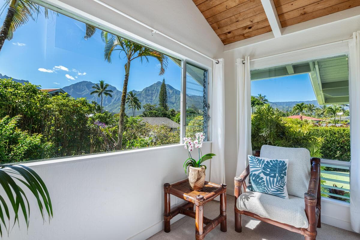 Home in Hanalei · ★4.72 · 2 bedrooms · 3 beds · 1 bath - Photo 5