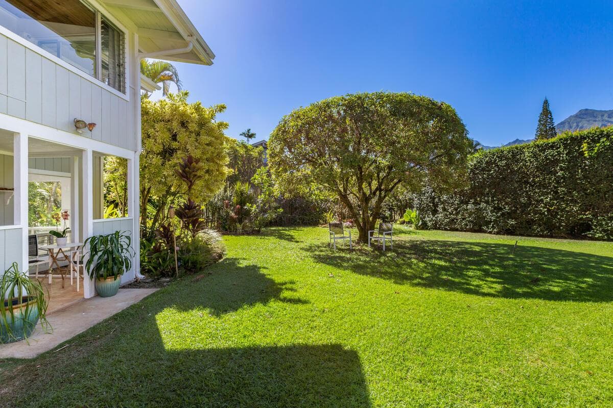Home in Hanalei · ★4.72 · 2 bedrooms · 3 beds · 1 bath - Photo 4