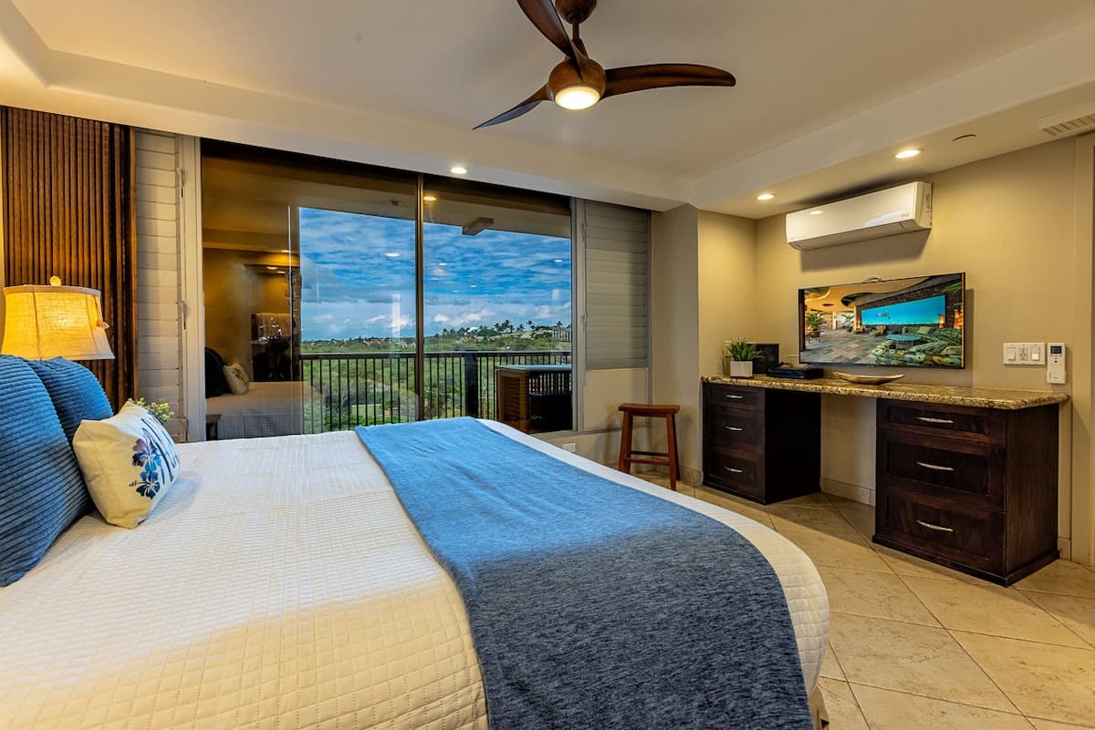 Condo in Kihei · ★4.71 · 2 bedrooms · 3 beds · 2 baths - Photo 5