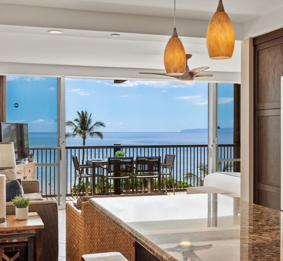 Condo in Kihei · ★4.71 · 2 bedrooms · 3 beds · 2 baths - Photo 3