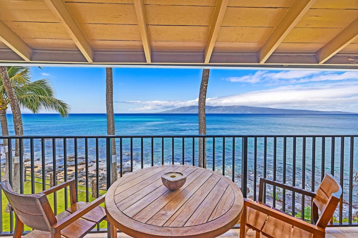 Condo in Lahaina · ★4.99 · 1 bedroom · 1 bed · 1 bath - Photo 3