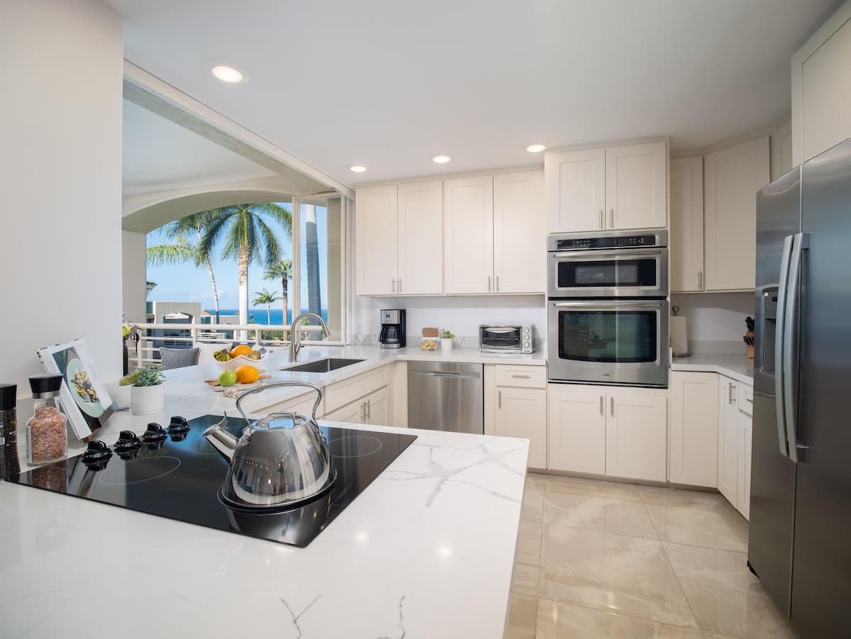 Condo in Kihei · ★5.0 · 2 bedrooms · 2 beds · 2 baths - Photo 3