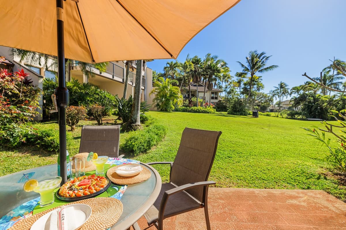 Condo in Koloa · ★4.8 · 2 bedrooms · 2 beds · 2 baths - Photo 2
