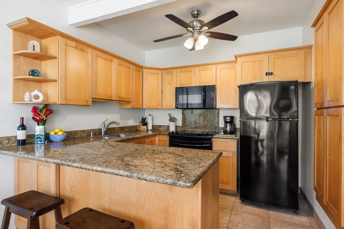 Condo in Koloa · ★4.8 · 2 bedrooms · 2 beds · 2 baths - Photo 5
