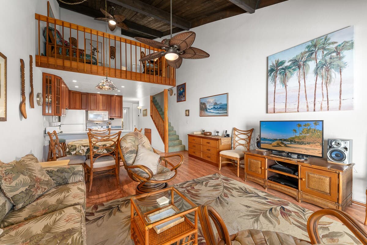 Conveniently located two bedroom two bath HK319 - Photo 2