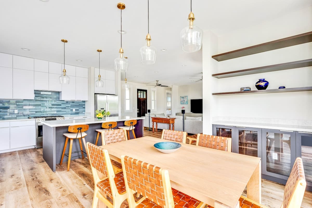 Home in Koloa · ★5.0 · 5 bedrooms · 5 beds · 5 baths - Photo 4