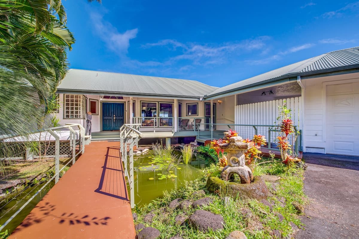 Home in Pepeekeo · ★4.5 · 3 bedrooms · 4 beds · 2 baths - Photo 2