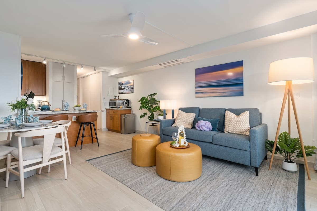 Condo in Kihei · ★4.95 · 1 bedroom · 2 beds · 1 bath - Photo 5