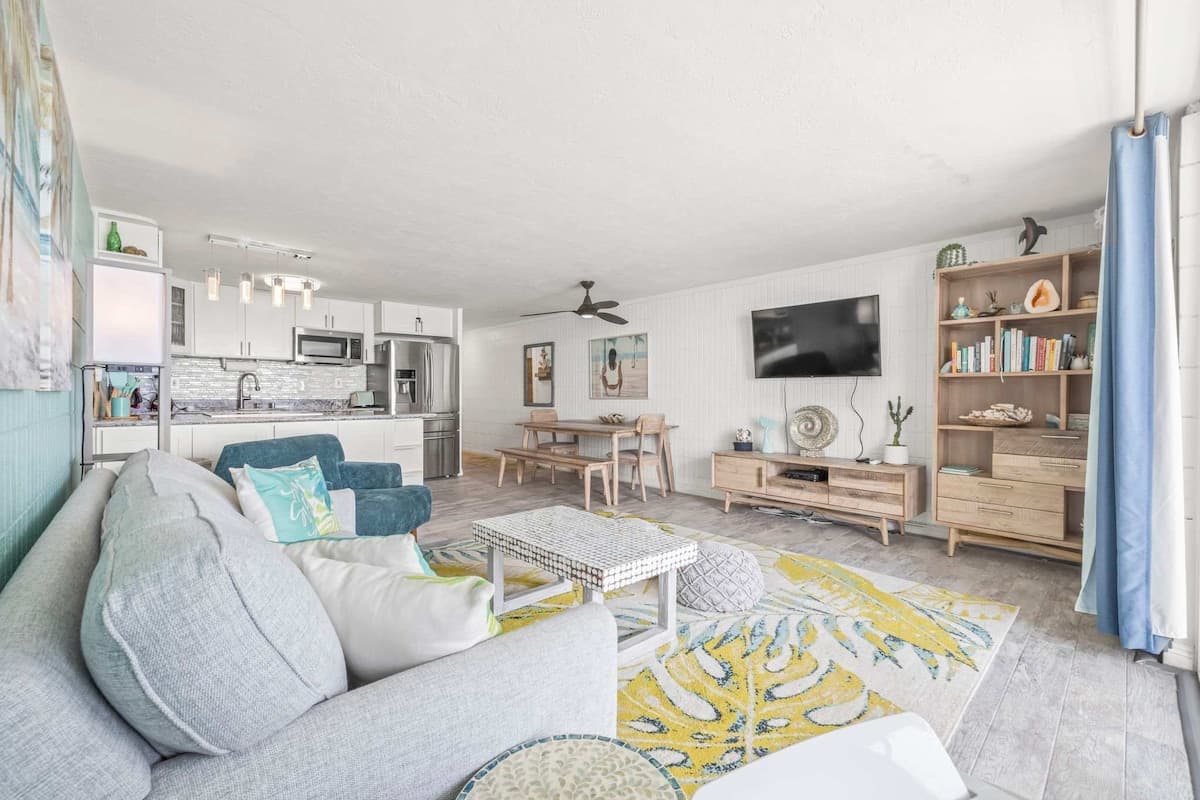 Condo in Hauula · ★4.5 · 1 bedroom · 2 beds · 1 private bath - Photo 5