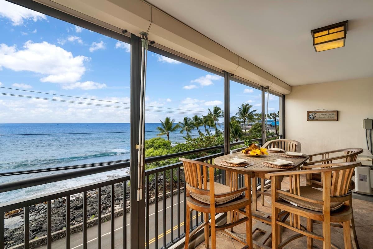 Kona Alii 302 Upscale 1BR Ocean View Condo w/ AC - Photo 1