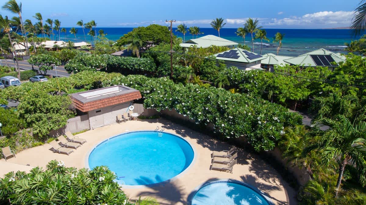 Condo in Waimea · ★5.0 · 3 bedrooms · 4 beds · 2 baths - Photo 3