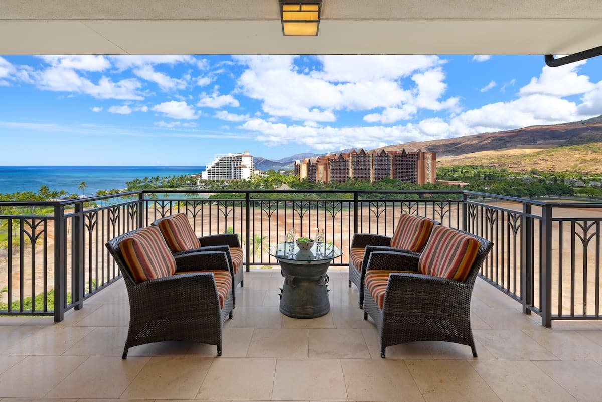 Condo in Kapolei · ★5.0 · 2 bedrooms · 3 beds · 2 shared baths - Photo 1
