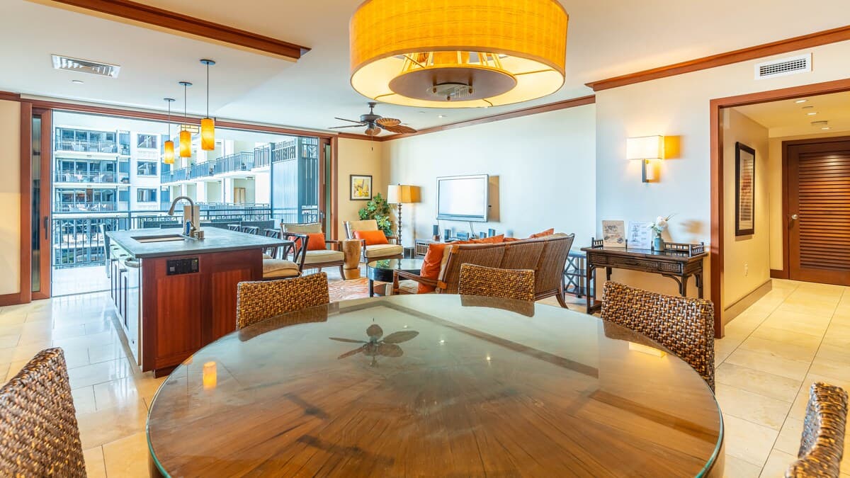 Condo in Kapolei · ★4.81 · 3 bedrooms · 4 beds · 3 shared baths - Photo 4