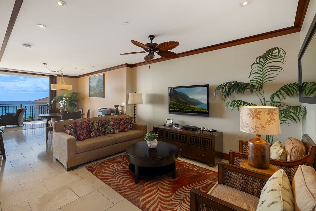 Condo in Kapolei · ★5.0 · 2 bedrooms · 3 beds · 2 shared baths - Photo 3