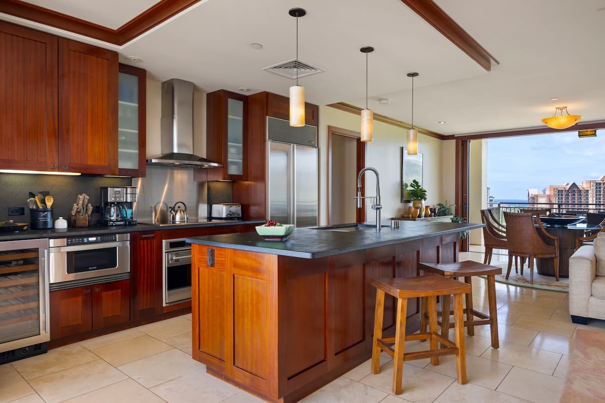 Condo in Kapolei · ★4.8 · 3 bedrooms · 4 beds · 3 shared baths - Photo 5