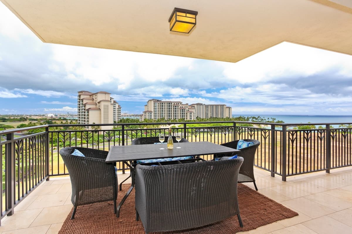 Condo in Kapolei · ★4.79 · 3 bedrooms · 5 beds · 3 shared baths - Photo 1