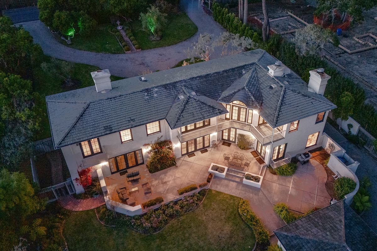 Home in Del Monte Forest · 4 bedrooms · 4 beds · 4.5 private baths - Photo 5