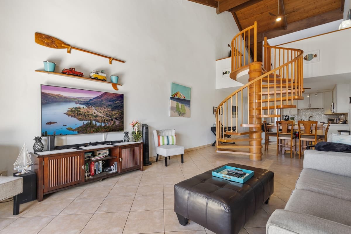 Luxury Aloha Spirit Oceanview Penthouse Sleeps 5 - Photo 5