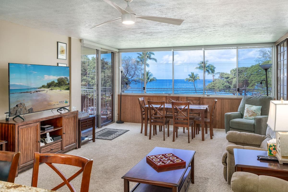 Condo in Kihei · ★4.9 · 2 bedrooms · 2 beds · 2 private baths - Photo 1