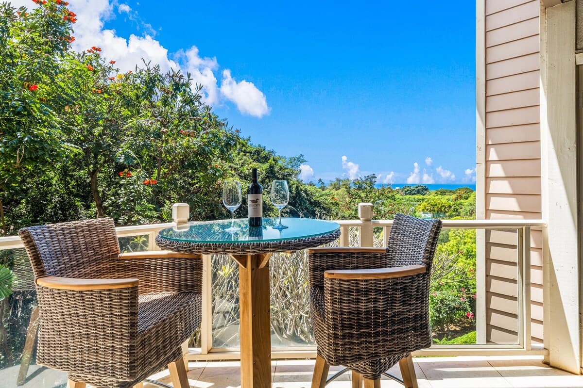 Condo in Wailea · ★5.0 · 1 bedroom · 1 bed · 2 private baths - Photo 3