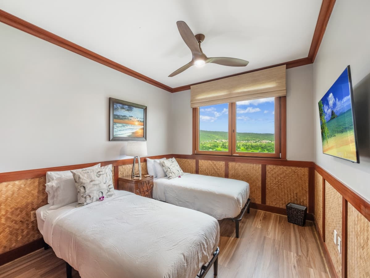 Condo in Kapolei · ★5.0 · 2 bedrooms · 3 beds · 2 shared baths - Photo 2