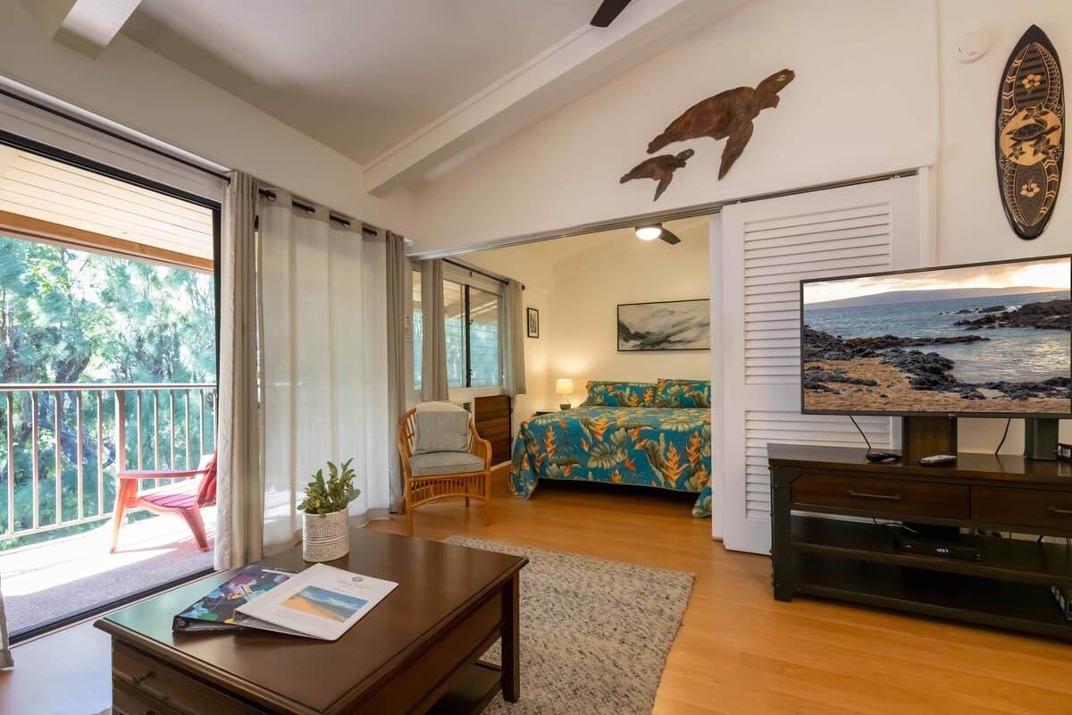 Condo in Wailuku · ★4.67 · 1 bedroom · 2 beds · 1 private bath - Photo 5