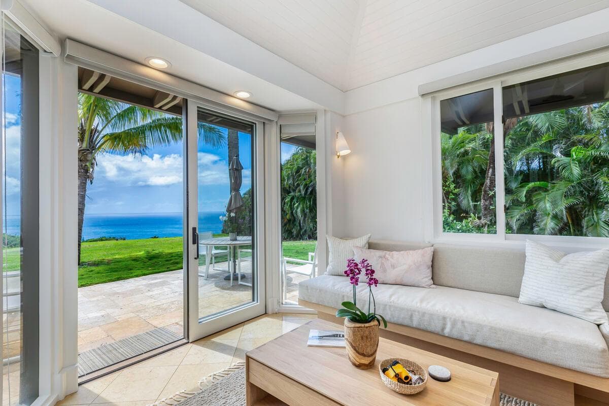 Home in Kilauea · ★4.76 · 1 bedroom · 1 bed · 1 bath - Photo 5