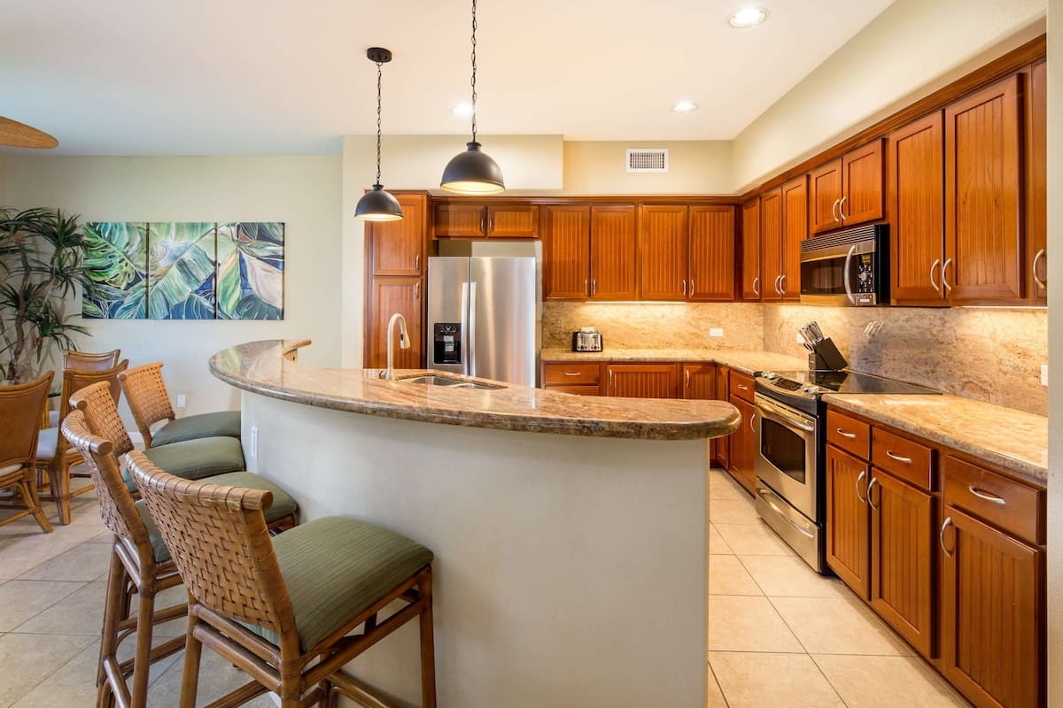 Condo in Waikōloa Beach · ★4.91 · 3 bedrooms · 4 beds · 3 private baths - Photo 4