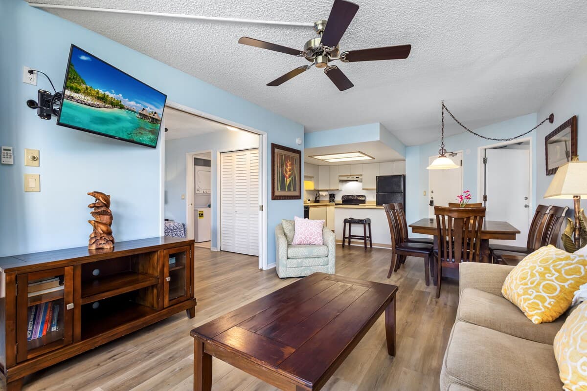 Condo in Kihei · ★4.45 · 1 bedroom · 2 beds · 1 bath - Photo 3