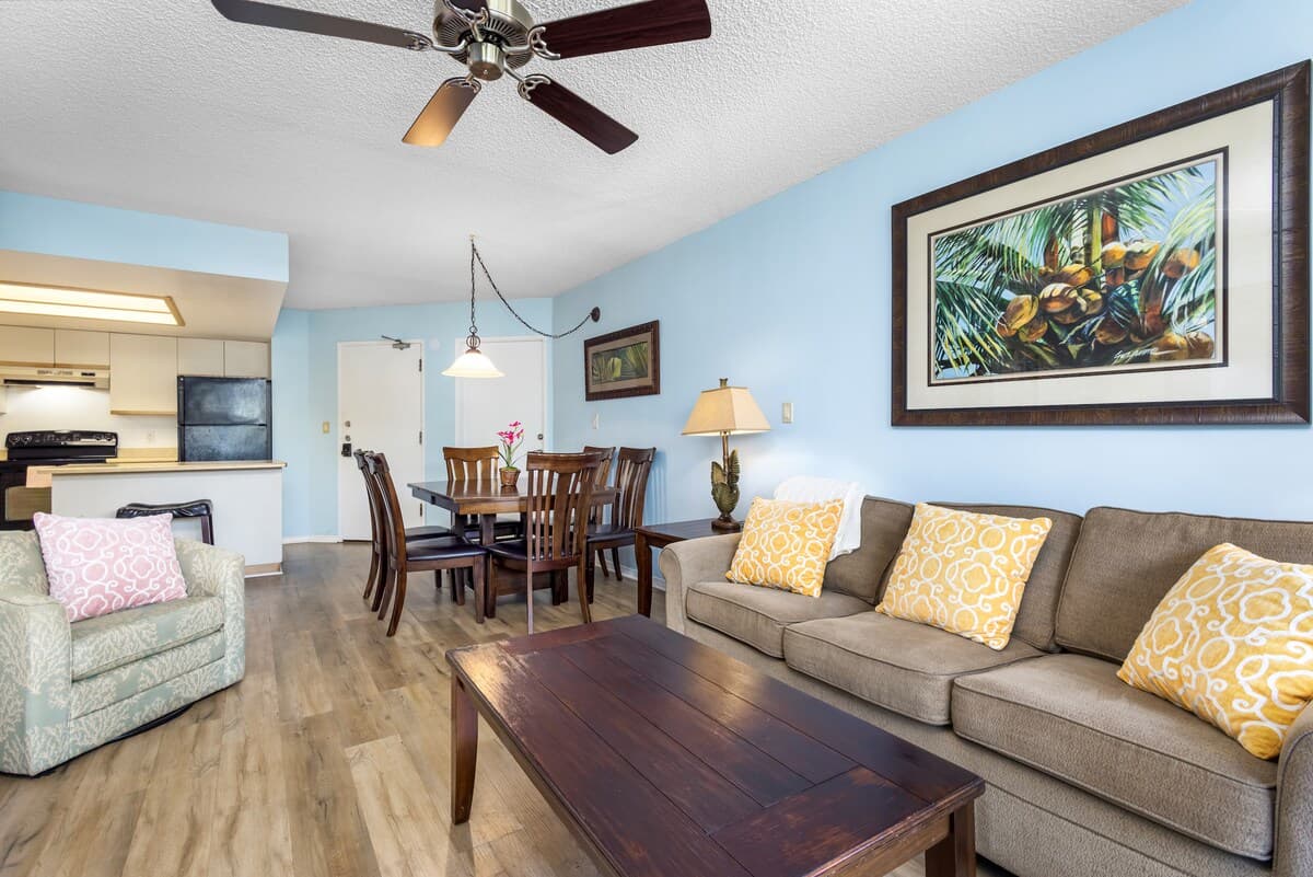 Condo in Kihei · ★4.45 · 1 bedroom · 2 beds · 1 bath - Photo 4