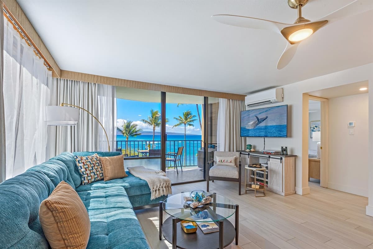 Condo in Lahaina · ★5.0 · 1 bedroom · 2 beds · 1 private bath - Photo 1