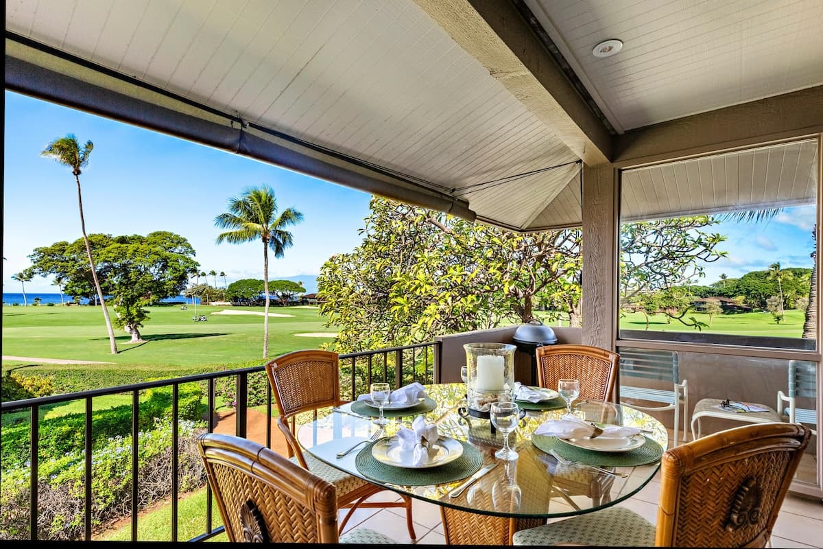 Condo in Lahaina · ★5.0 · 2 bedrooms · 4 beds · 2 baths - Photo 1