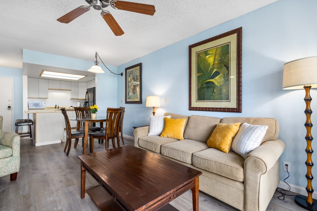Condo in Kihei · ★4.89 · 1 bedroom · 2 beds · 2 shared baths - Photo 5