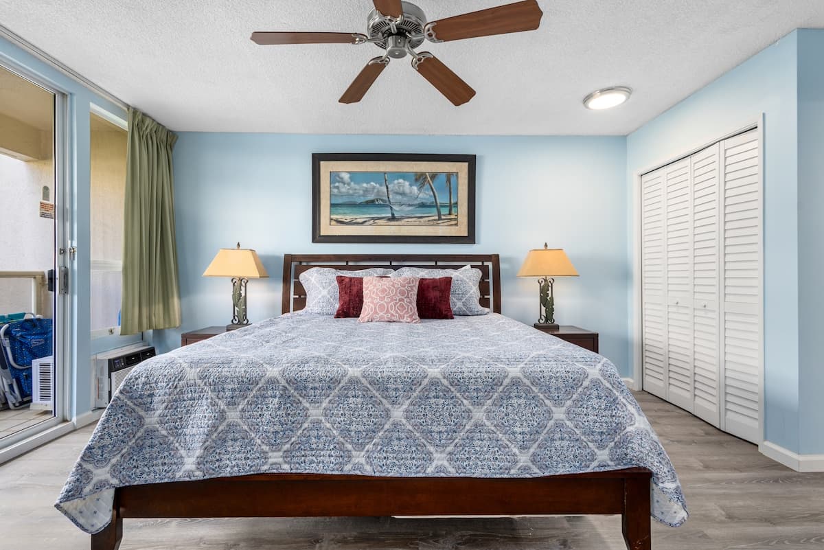 Condo in Kihei · ★4.89 · 1 bedroom · 2 beds · 2 shared baths - Photo 1