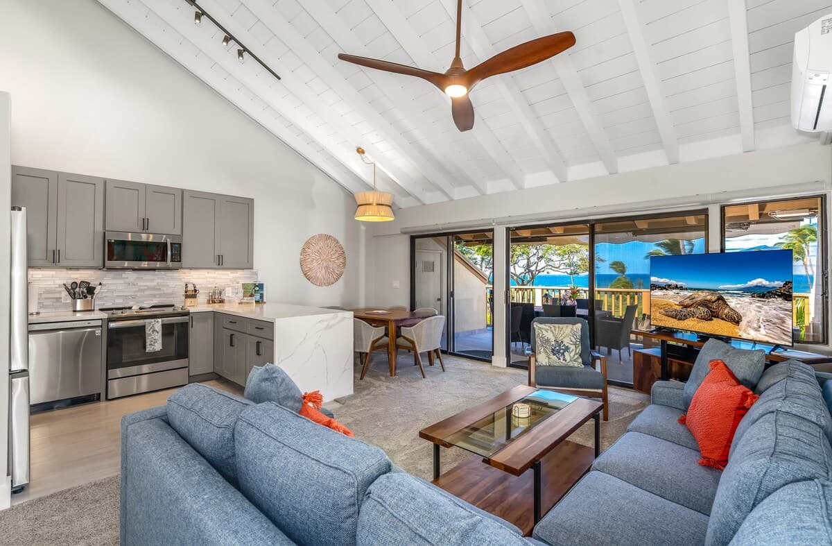 Condo in Kihei · ★4.95 · 2 bedrooms · 3 beds · 2 baths - Photo 2