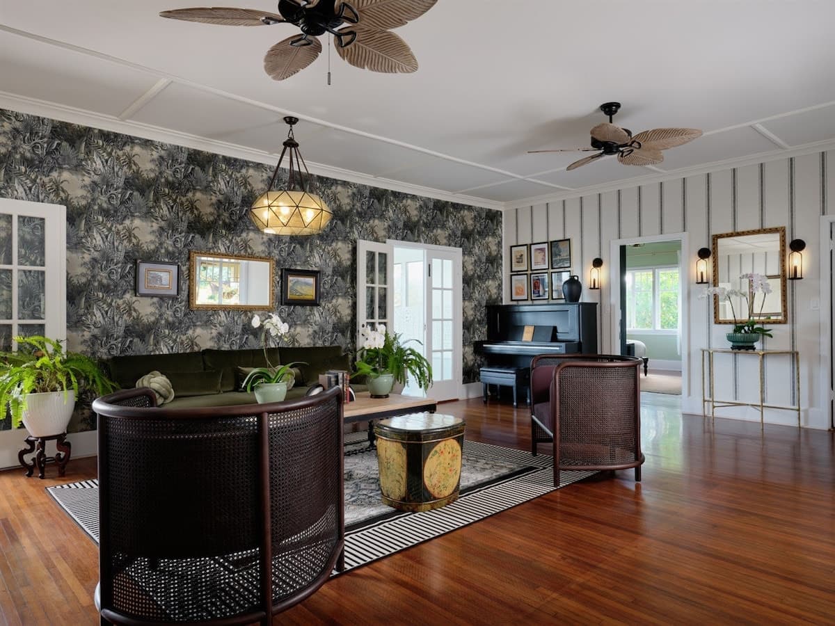 Home in Wailuku · ★4.83 · 1 bedroom · 1 bed · 1 bath - Photo 4