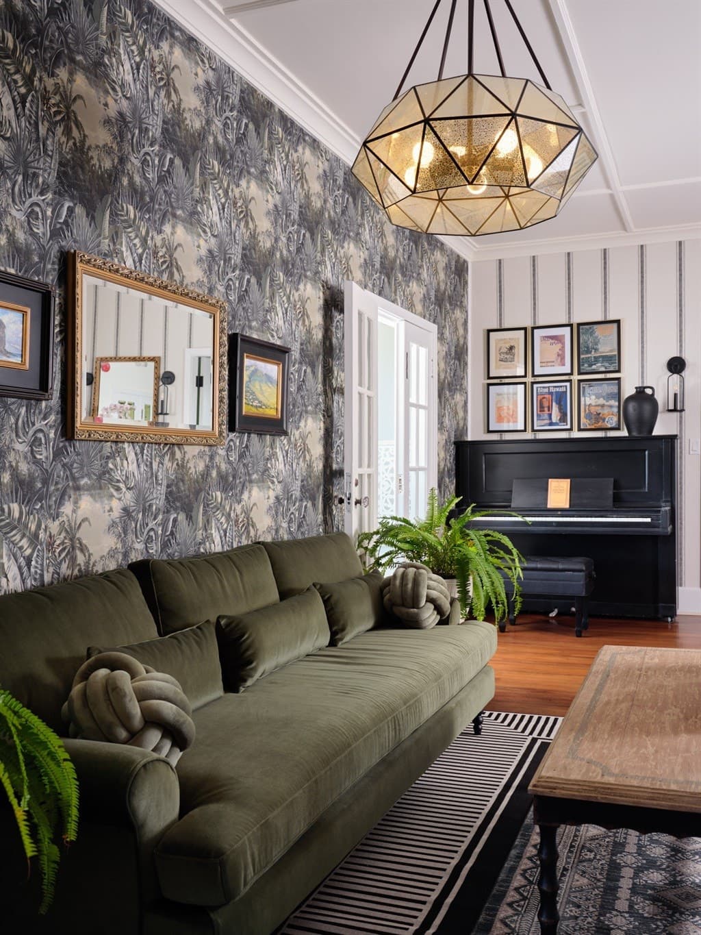 Home in Wailuku · ★4.79 · 1 bedroom · 1 bed · 1 bath - Photo 5
