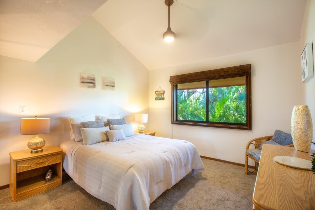 Condo in Kihei · ★4.82 · 3 bedrooms · 6 beds · 2 private baths - Photo 4
