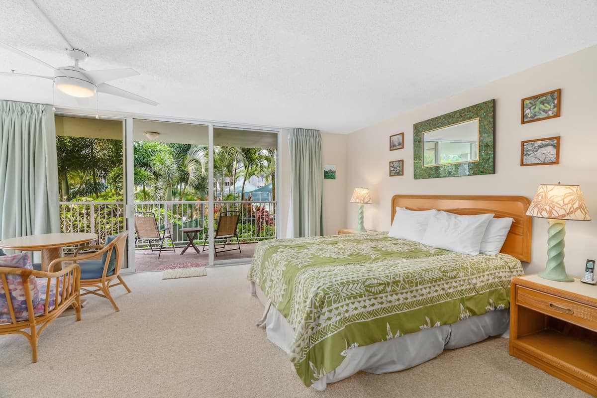 Condo in Princeville · ★4.35 · 1 bedroom · 2 beds · 2 private baths - Photo 1