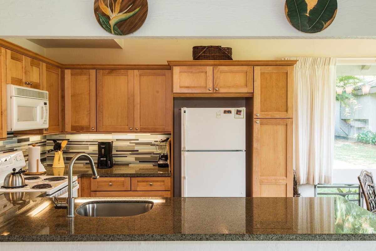 Condo in Princeville · ★4.73 · 1 bedroom · 3 beds · 2 private baths - Photo 3
