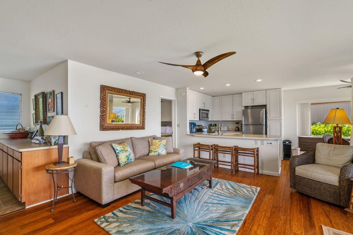Condo in Princeville · ★4.84 · 2 bedrooms · 2 beds · 2 baths - Photo 4