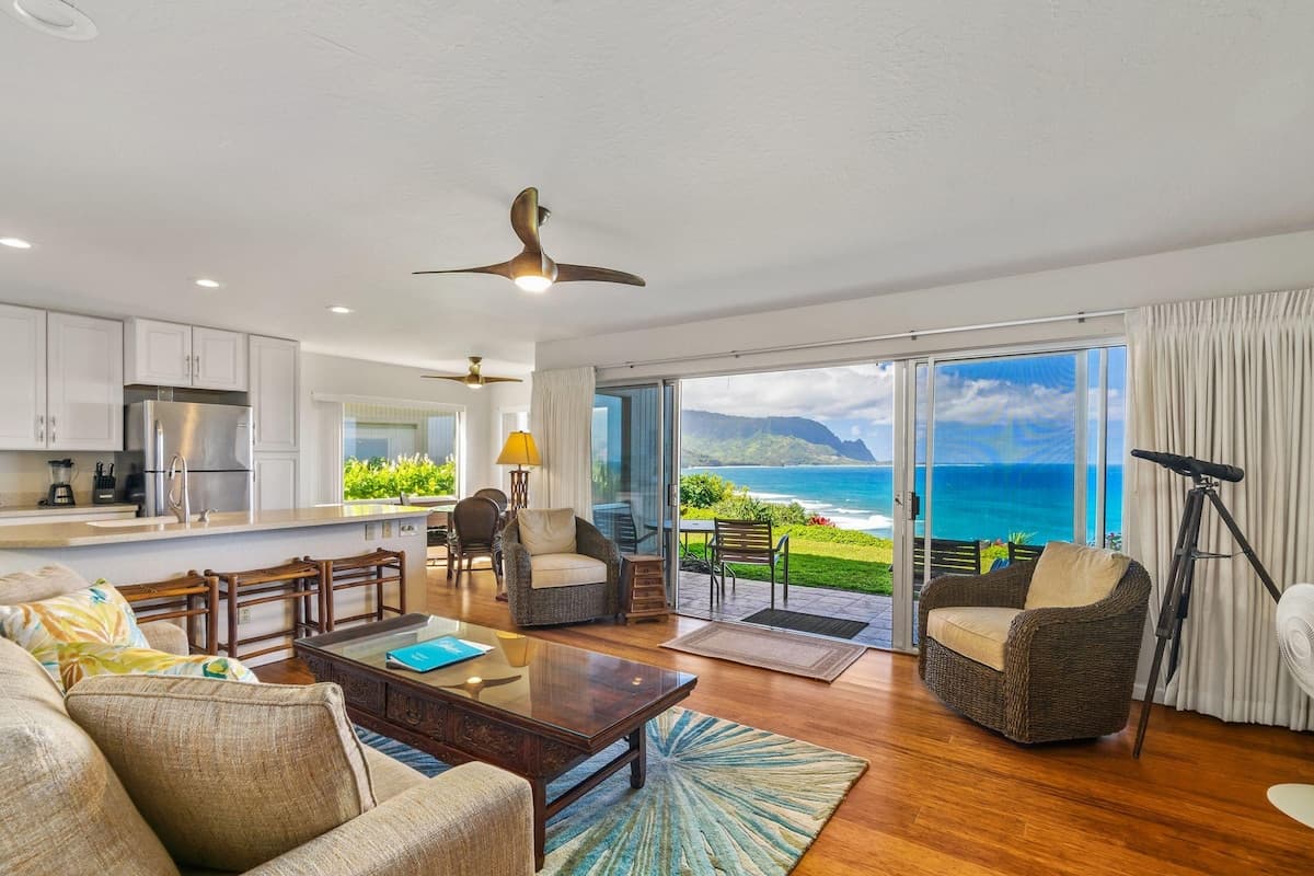 Condo in Princeville · ★4.84 · 2 bedrooms · 2 beds · 2 baths - Photo 3