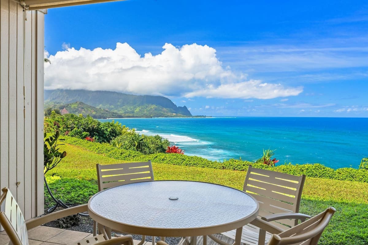 Condo in Princeville · ★4.84 · 2 bedrooms · 2 beds · 2 baths - Photo 2