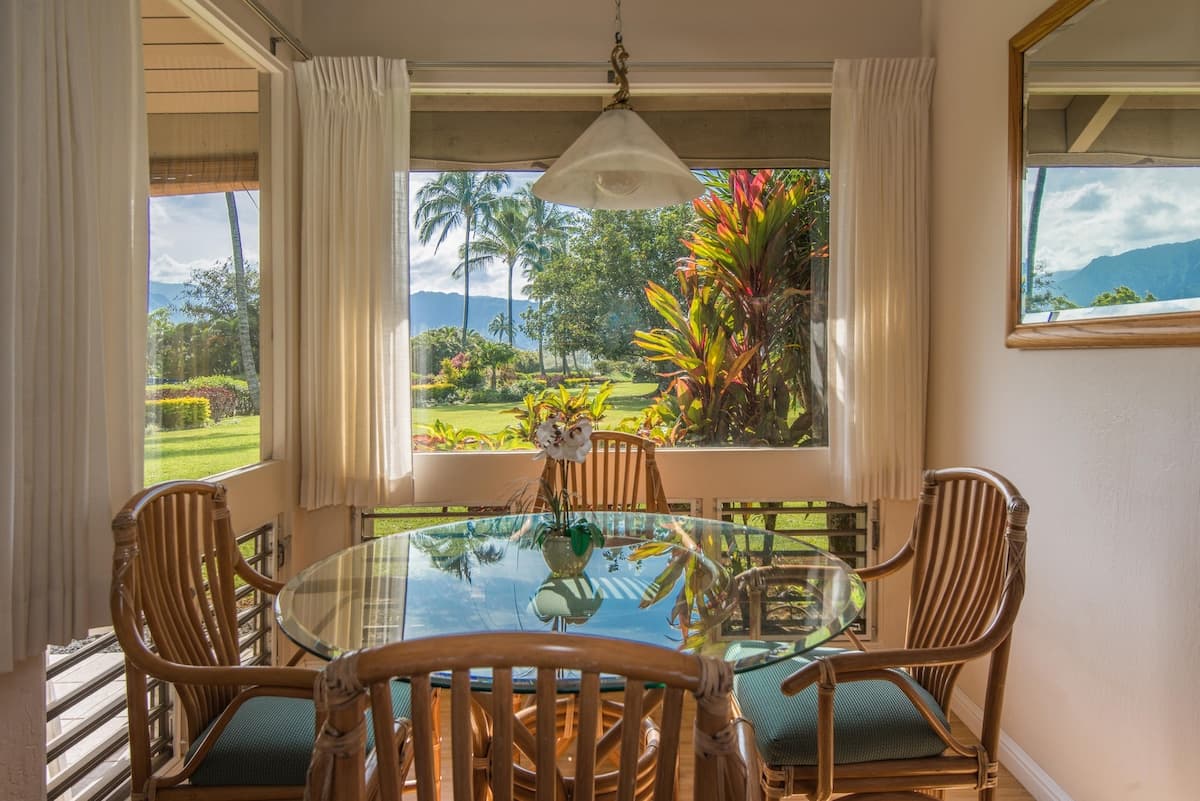 Condo in Princeville · ★4.43 · 2 bedrooms · 2 beds · 2 private baths - Photo 5
