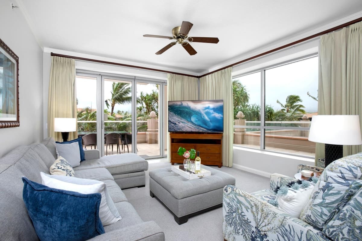 Condo in Lahaina · ★4.67 · 2 bedrooms · 3 beds · 2 baths - Photo 1