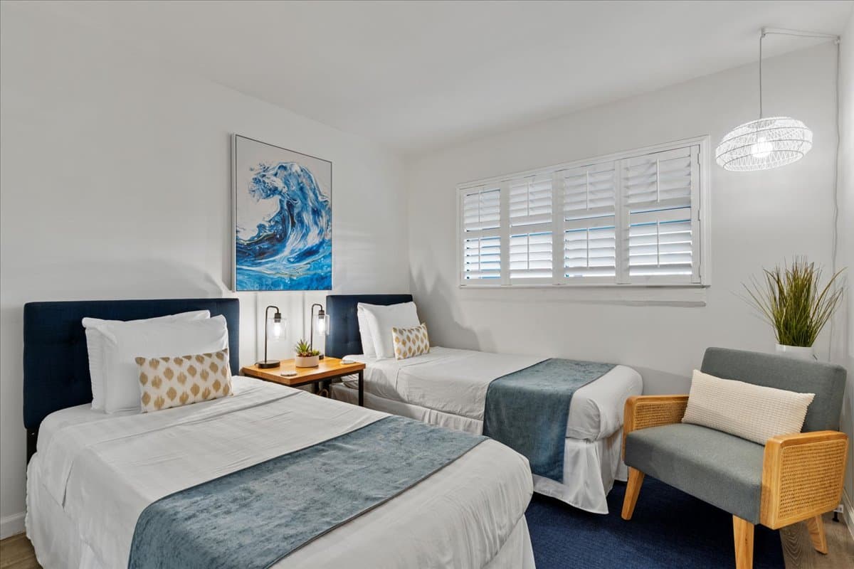 Condo in Wailuku · ★4.9 · 2 bedrooms · 4 beds · 2 shared baths - Photo 5