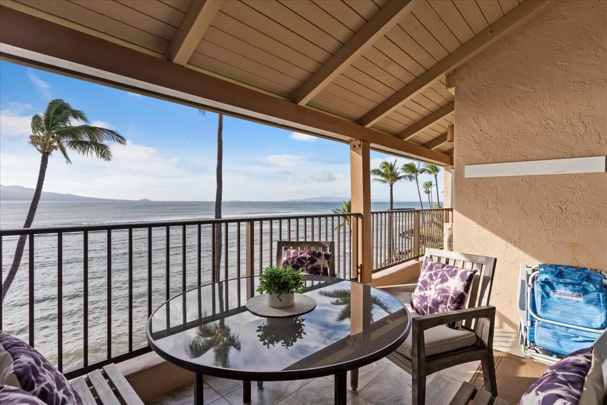 Condo in Wailuku · ★4.9 · 2 bedrooms · 4 beds · 2 shared baths - Photo 1