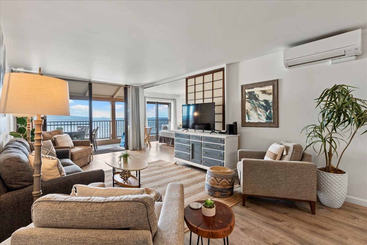 Condo in Wailuku · ★4.9 · 2 bedrooms · 4 beds · 2 shared baths - Photo 2
