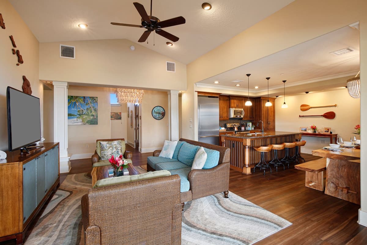 Luxury 4BR Penthouse at the Villas at Poipu Kai - Photo 1